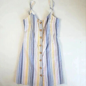 VERTICHE FRONT BUTTON Dress  Sz Small